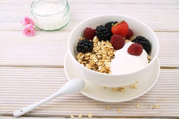 oatmeal-berries